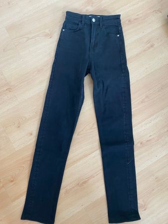 Bershka High Waist Jeans