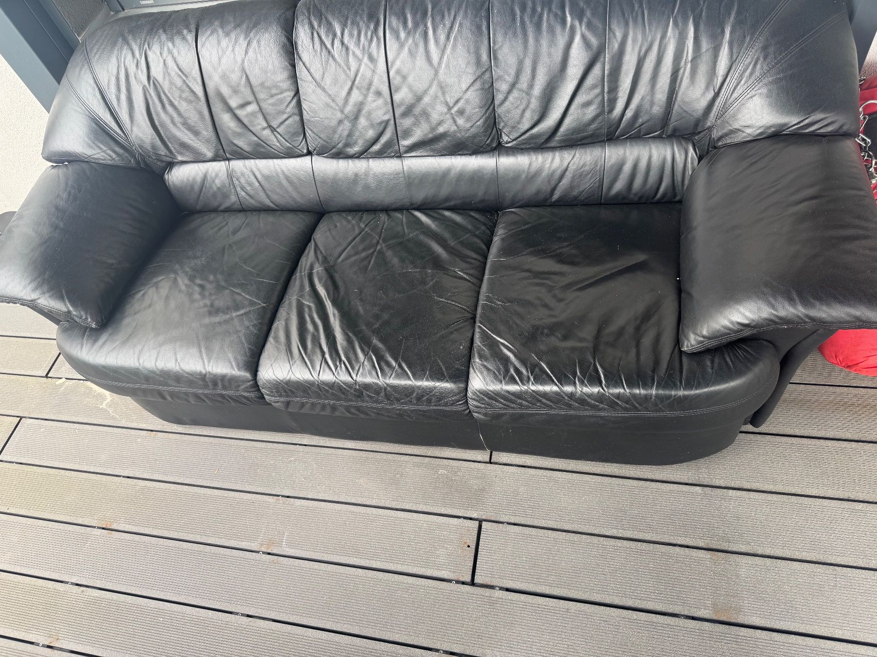 Sofas: Schwarzes Ledersofa – Gebraucht aus Rorschach von diogo.pereira