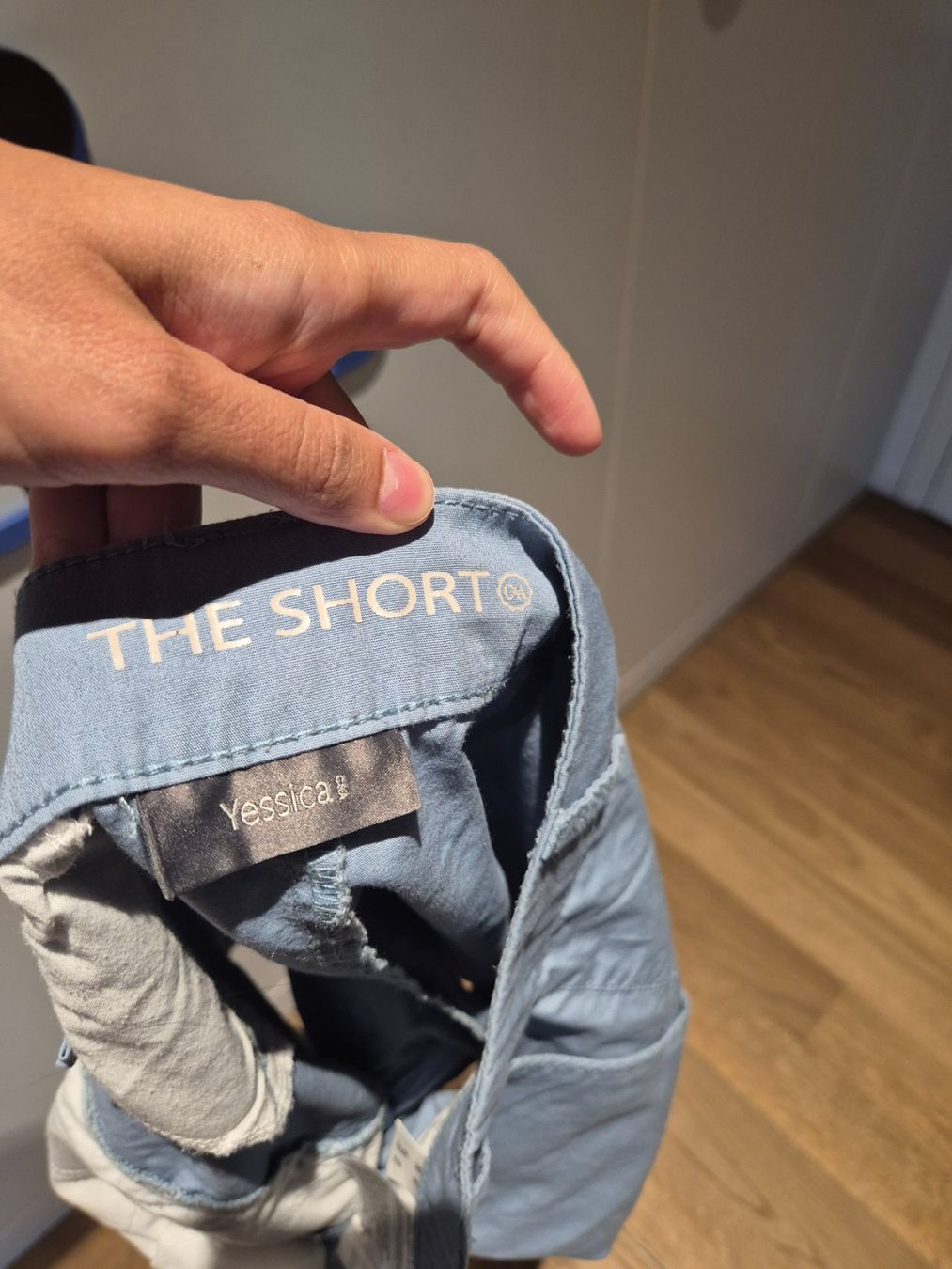 C&A Pantalons: Blaue Shorts Jessica 38 – D'occasion à Kloten par gupnik 2