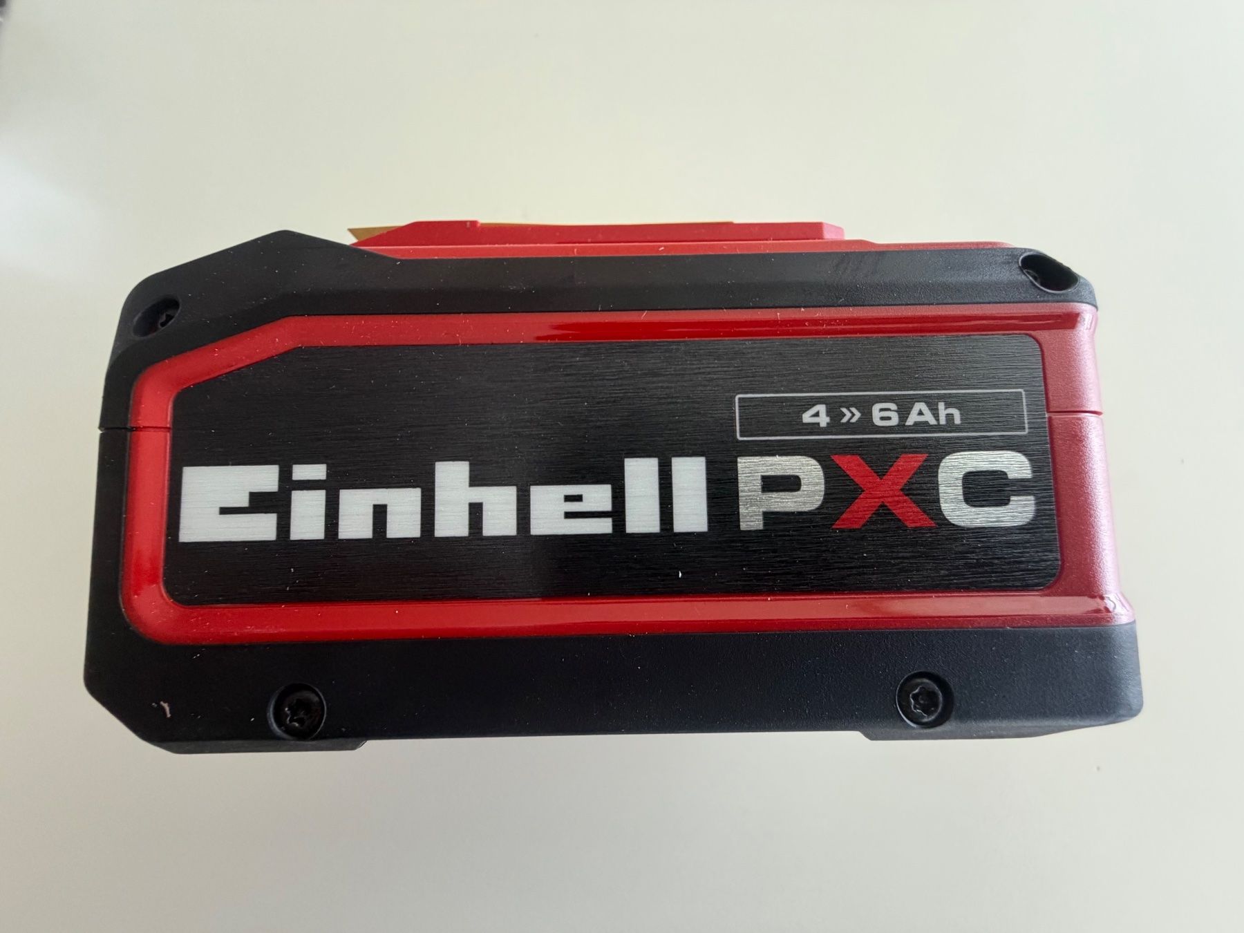 Einhell Accus & piles: Einhell batterie PXC Plus 6.0 18V – Neuf avec emballage d'origine à St-Gingolph par GoldenKeys 3