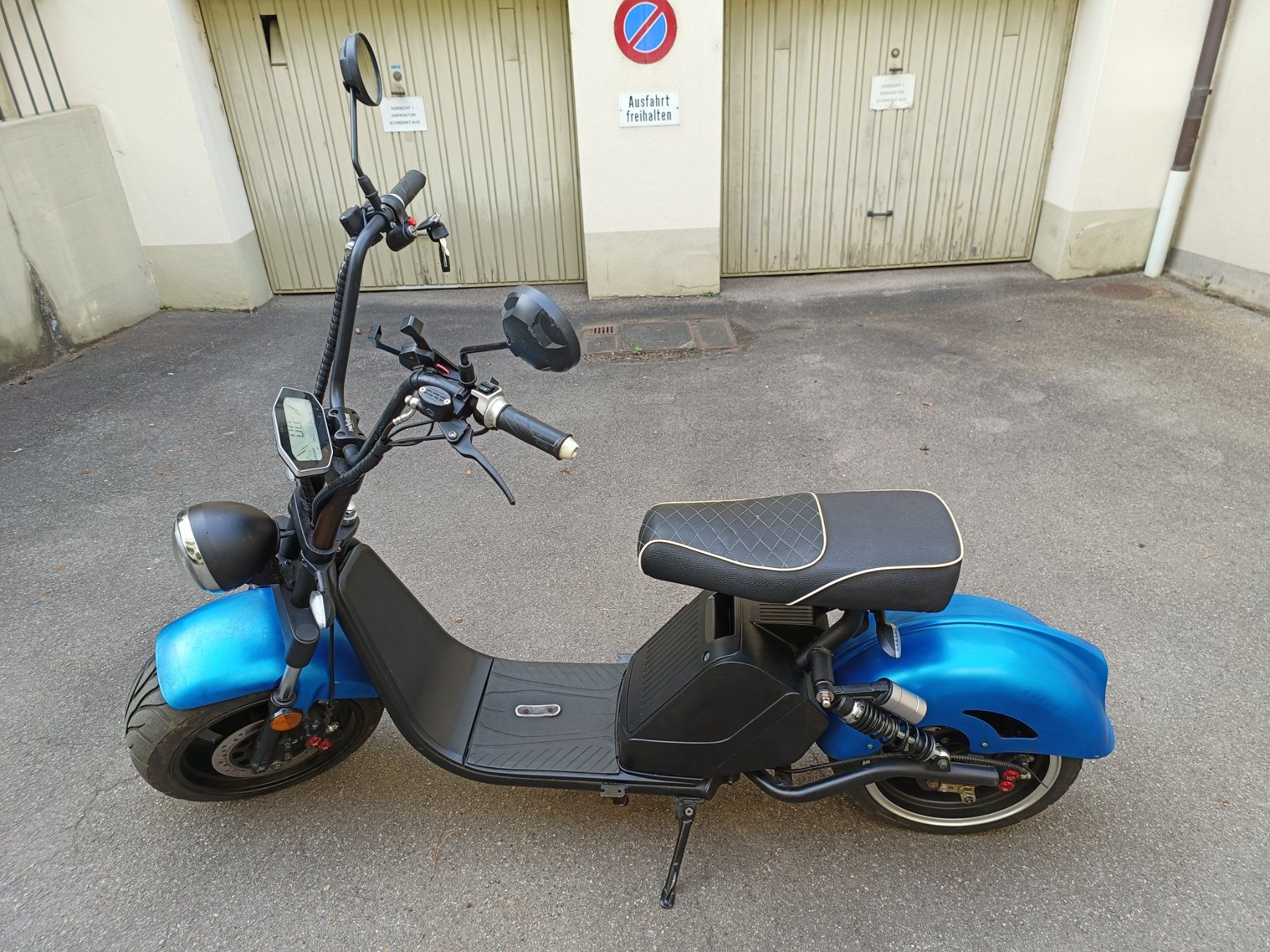 Veicoli elettrici: Elektro Roller  1500W, 45 km/h – Usato da Basel venduto da Crisi 3