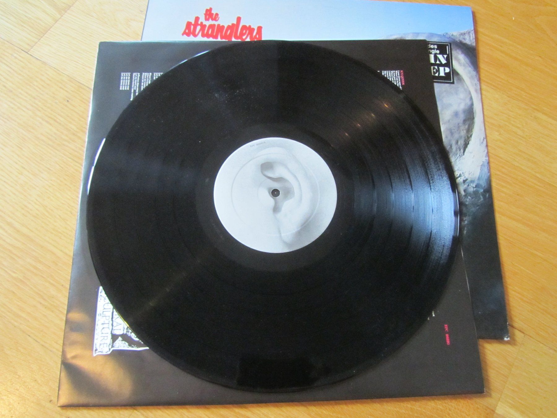 Dischi in vinile: The Stranglers:    Aural Sculpture – Usato da Seengen venduto da mikelele 3