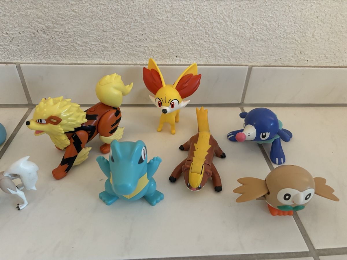 Pokémon Figuren: Diverse Pokémon Figuren – Gebraucht aus Uetikon am See von Winnieclaudia 2