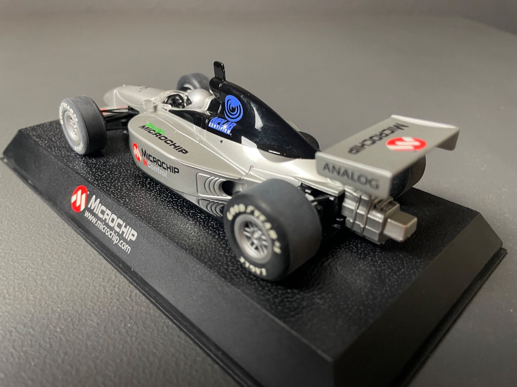 Carrera Piste: Scalextric C2627 MICROCHIP Dallara Indy #1 Extremely Rare! – Nuovo (secondo la descrizione) da Genthod venduto da lightyear63 4