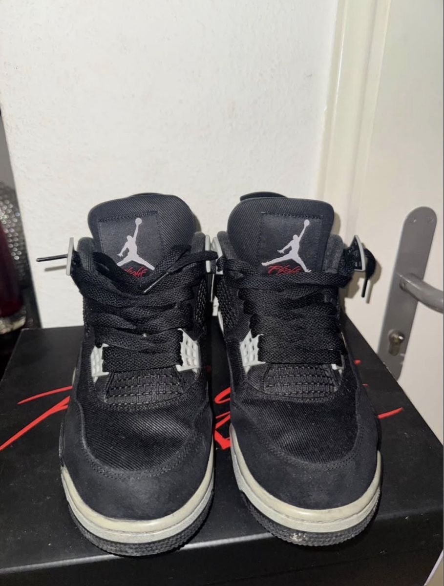 Jordan Scarpe da uomo: JORDAN 4 NOIR – Usato da Genève venduto da Noah8972 1