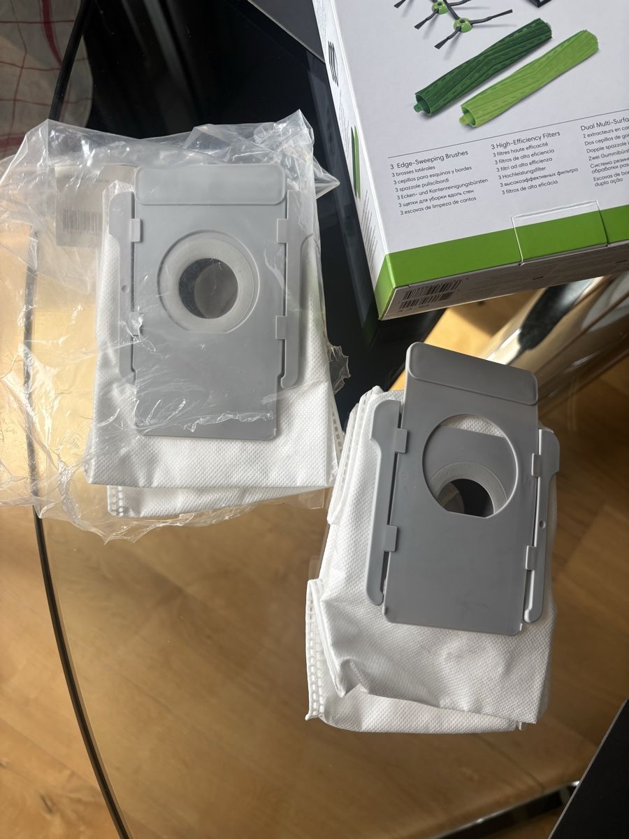 Irobot Aspirapolveri & Accessori: NEU: IRobot Nachfüllset & 2x Müllbeutel – Nuovo e nell'imballaggio originale da Maur venduto da _LukasM_ 3