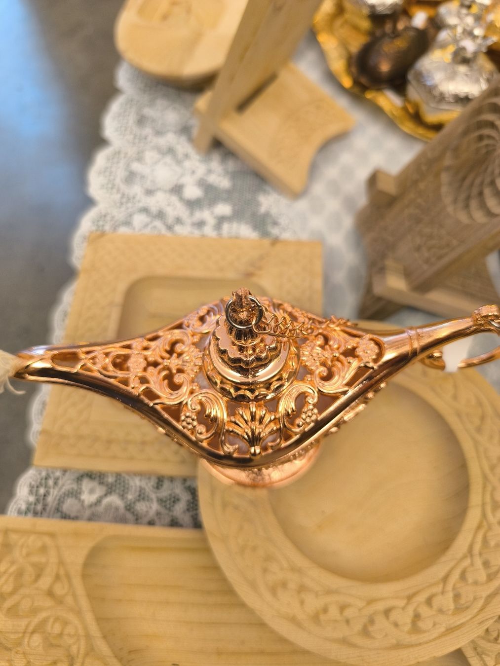 Tutte le decorazioni: Aladin Lampe, neu, Deko-Objekt, Goldfarben, – Nuovo (secondo la descrizione) da Zürich venduto da gobel 2