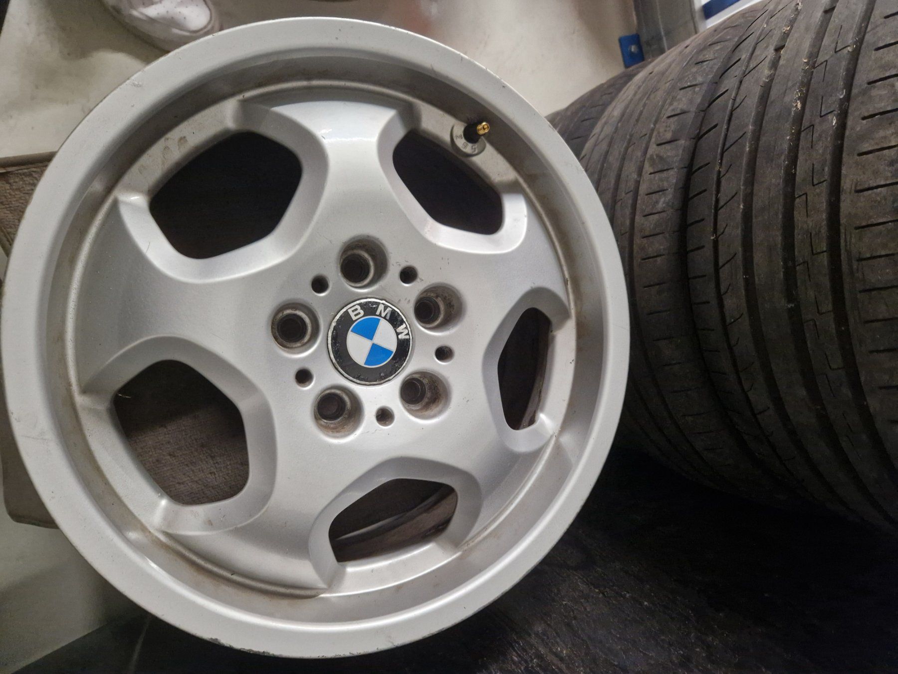 BMW Cerchioni: BMW E36 Felgen Styling 23 – Usato da Villigen venduto da Moeff-Toeffli 2