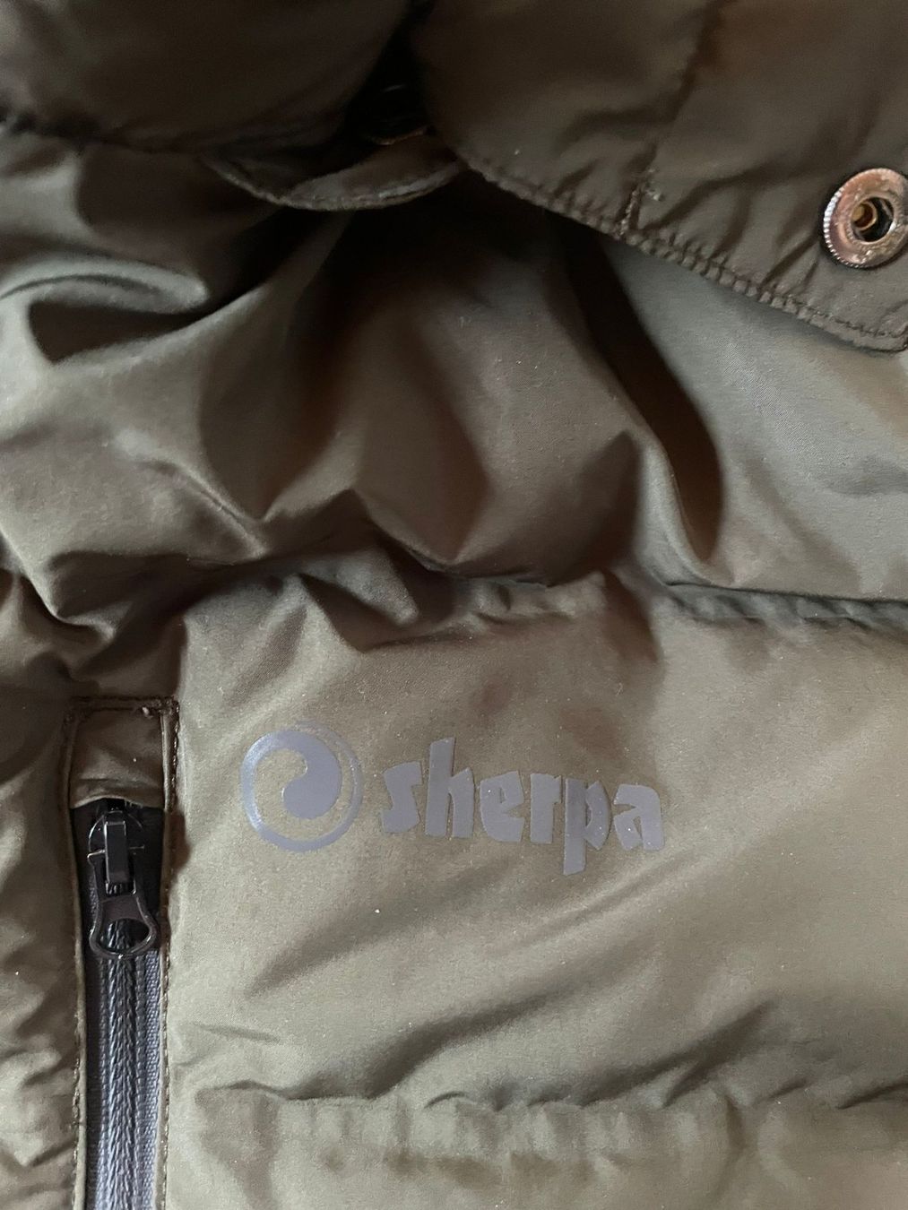 Sherpa Giacche: SHERPA HERREN WINTERJACKE Gr.M – Usato da winterthur venduto da MEAhealingBrush 2