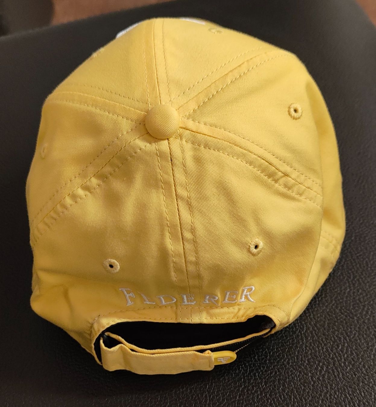 Autografi: Roger Federer Cap original signiert – Usato da Escholzmatt venduto da GT04 1