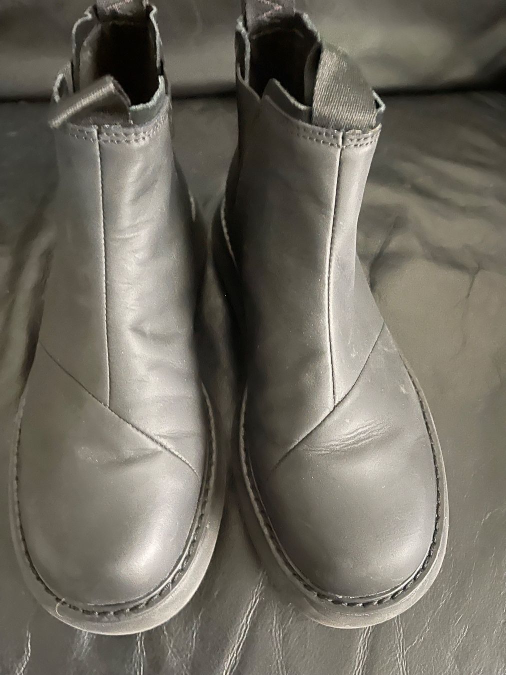 Damenschuhe: Leder Stiefeletten – Neu (gemäss Beschreibung) aus Hinterkappelen von lid_9h7j 1
