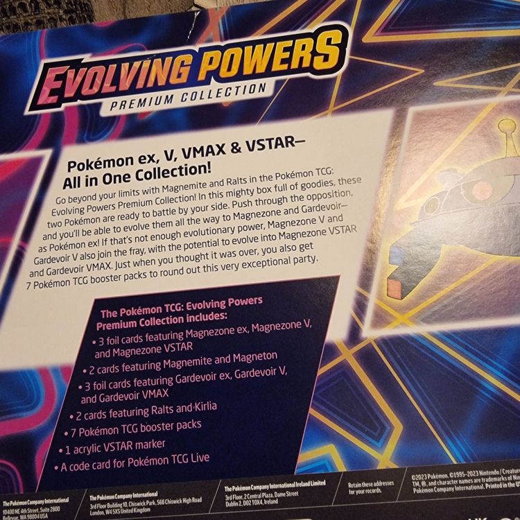 Pokemon TCG: Evolving Powers Premium Collection