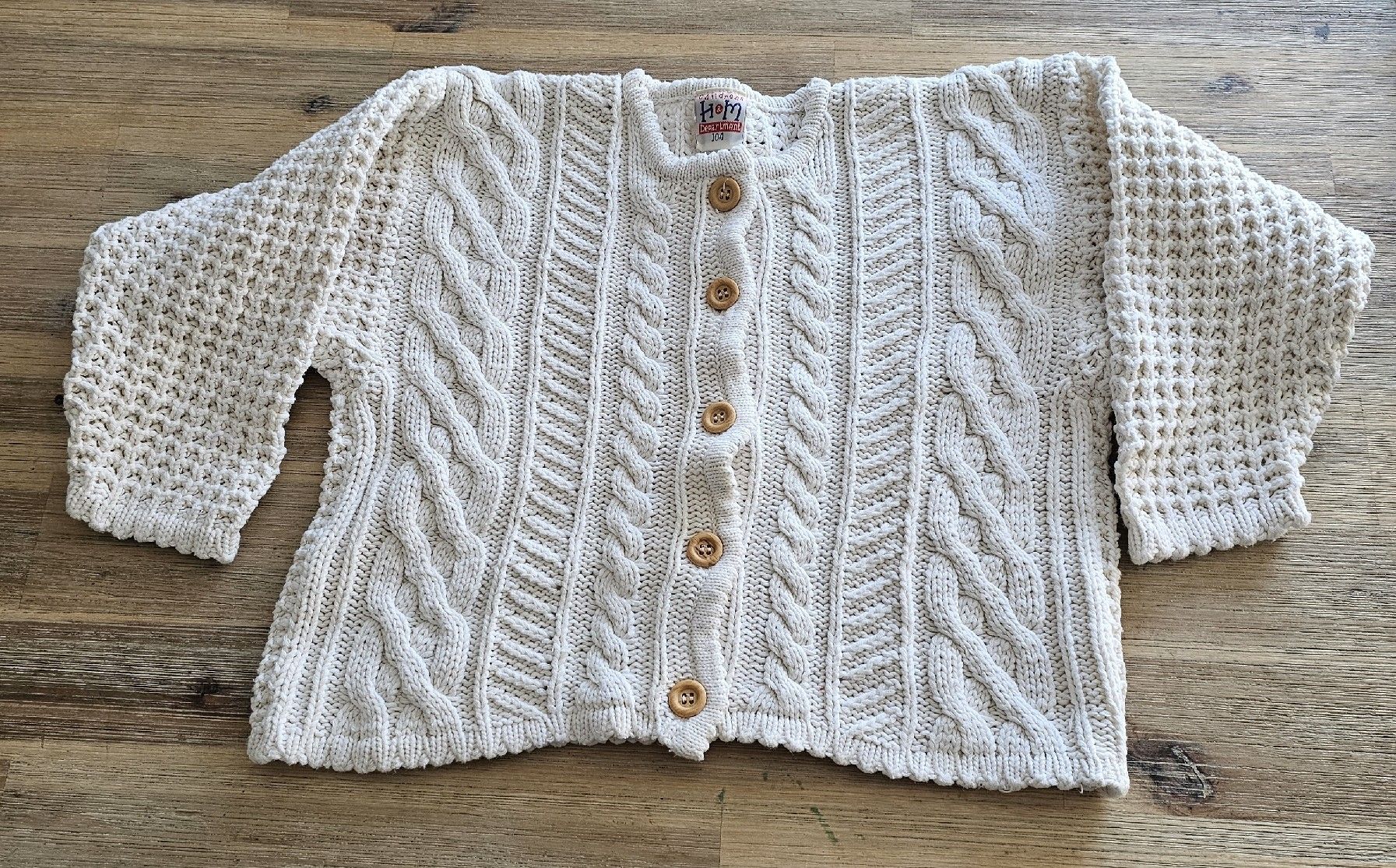 H&M Jacken & Mäntel: Warme Strickjacke weiss Grösse 104 H&M – Gebraucht aus Basel von Sinibini86