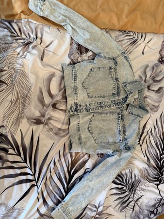 Jeans Jacken 2 stück grösse M L