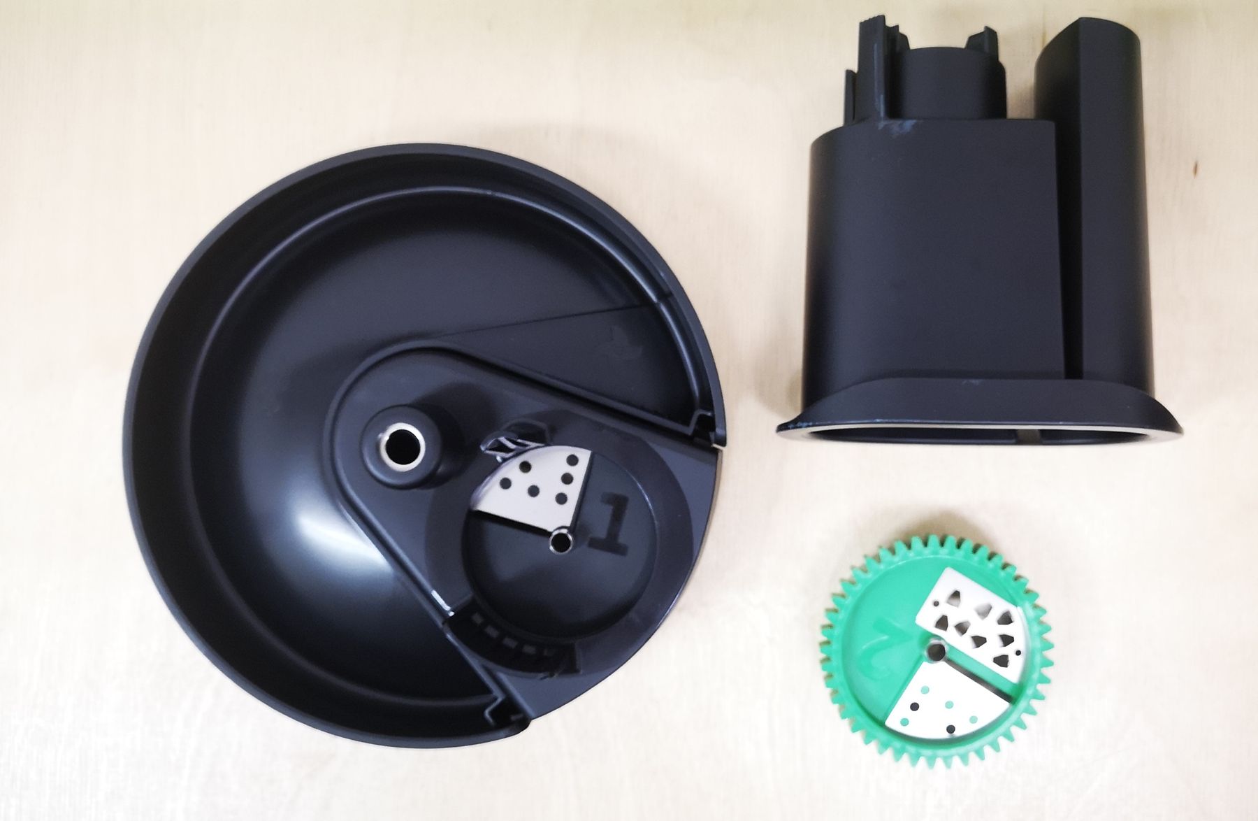 Thermomix Elettrodomestici da cucina: Thermomix 4-in-1 Reibe – Nuovo (secondo la descrizione) da Bremgarten AG venduto da Langschtrompf 1