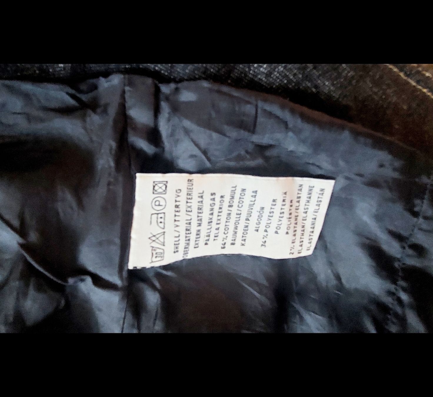 H&M Jacken: Schwarze Jacke im Jeansstil – Gebraucht aus Safenwil von fra_t5c9 4