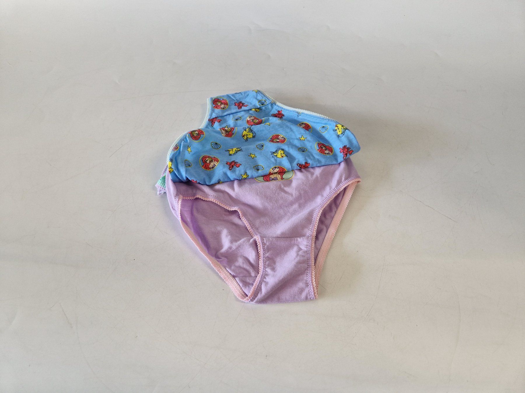 Biancheria intima: Dreierpack Mädchen Slips 122/128 – Nuovo (secondo la descrizione) da Muhen venduto da Restwert_Muhen 4
