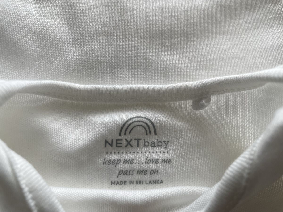 Next Lotti & Set di vestiti: Next Bodys neu – Nuovo e nell'imballaggio originale da Ipsach venduto da takacseni 1