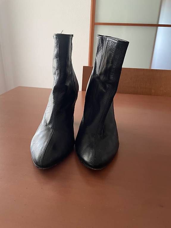 Vic Matié Damenschuhe: Leder Stifeletten Grösse 39 – Gebraucht aus Rossrüti von fil_9v9s