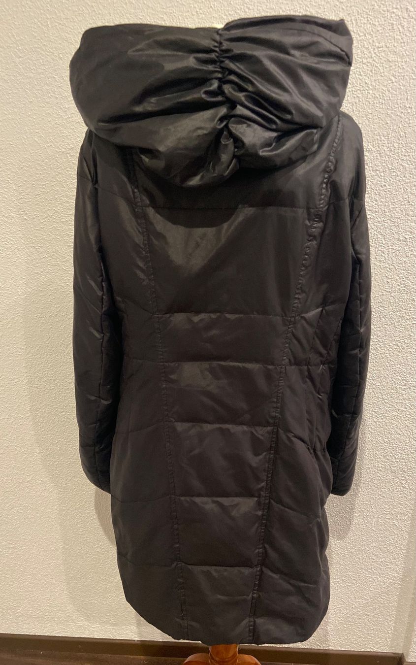Esprit Giacche: Schwarze Esprit Winterjacke Grösse 42 – Usato da Ermatingen venduto da Speiki2 2
