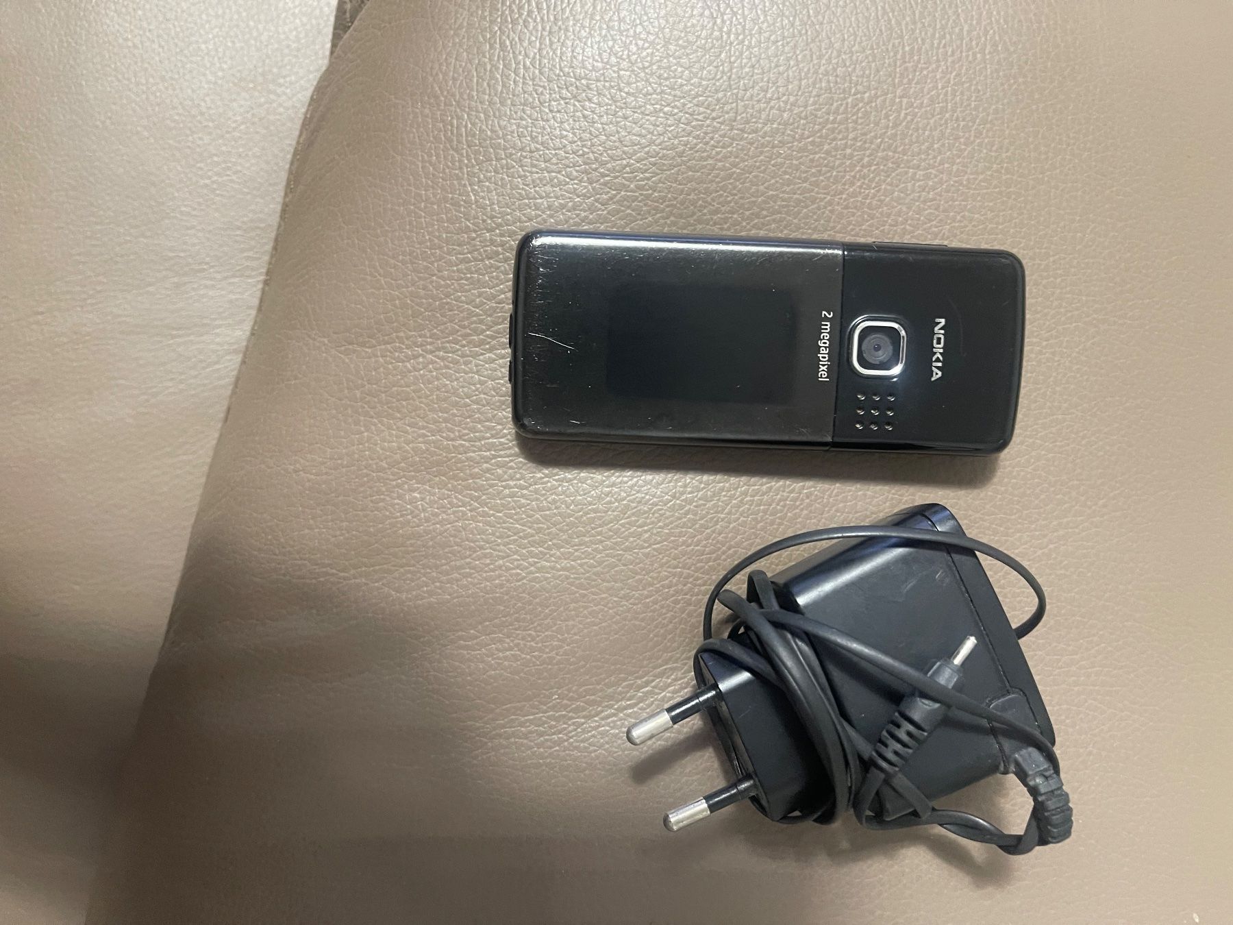 Nokia Handys / Smartphones: Nokia 6300 inklusive Ladegerät – Gebraucht aus Regensdorf von  5