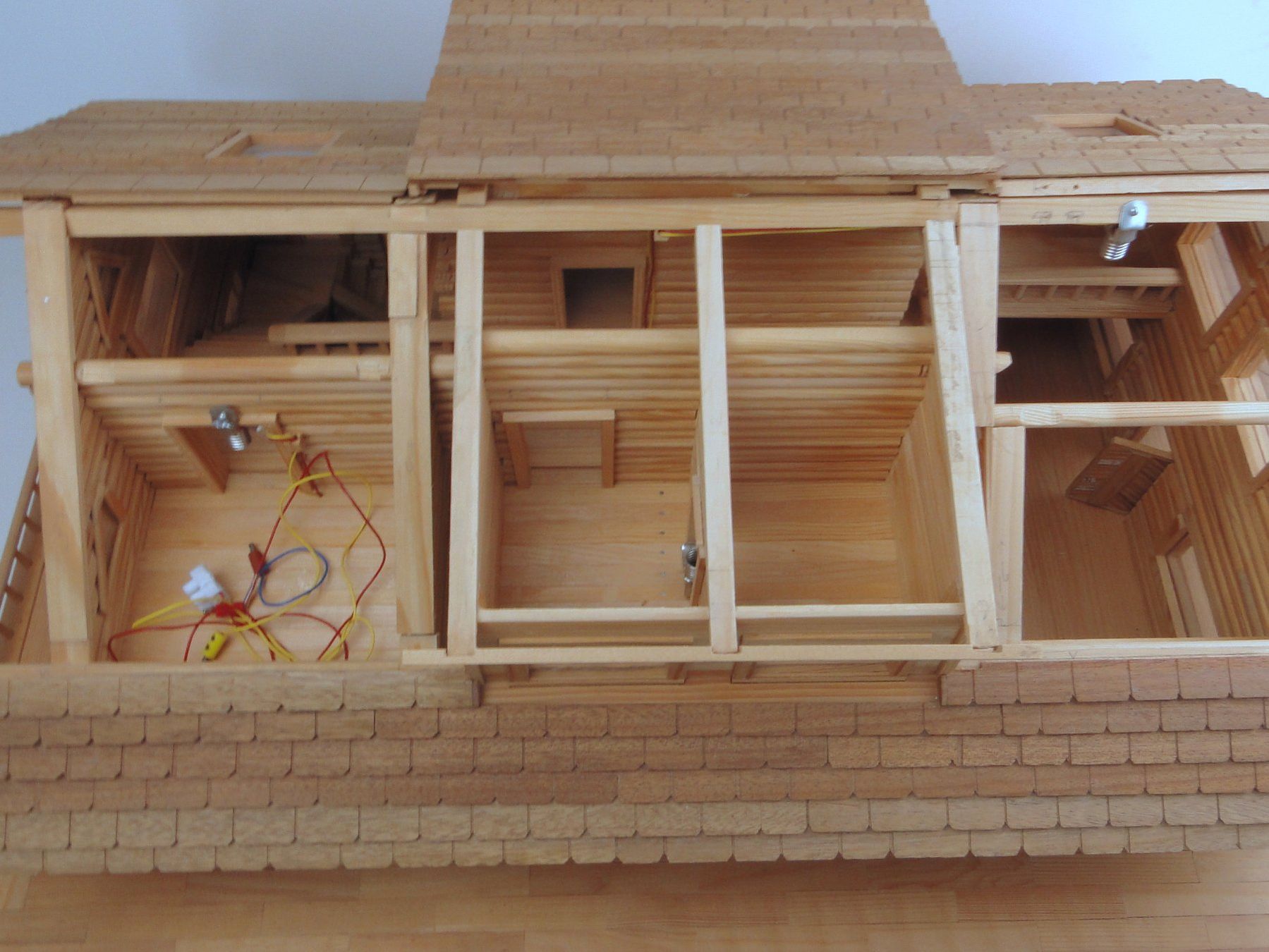 Case e mobili per bambole: Holzmodellhaus Puppenstube – Usato da Bülach venduto da cann11 1