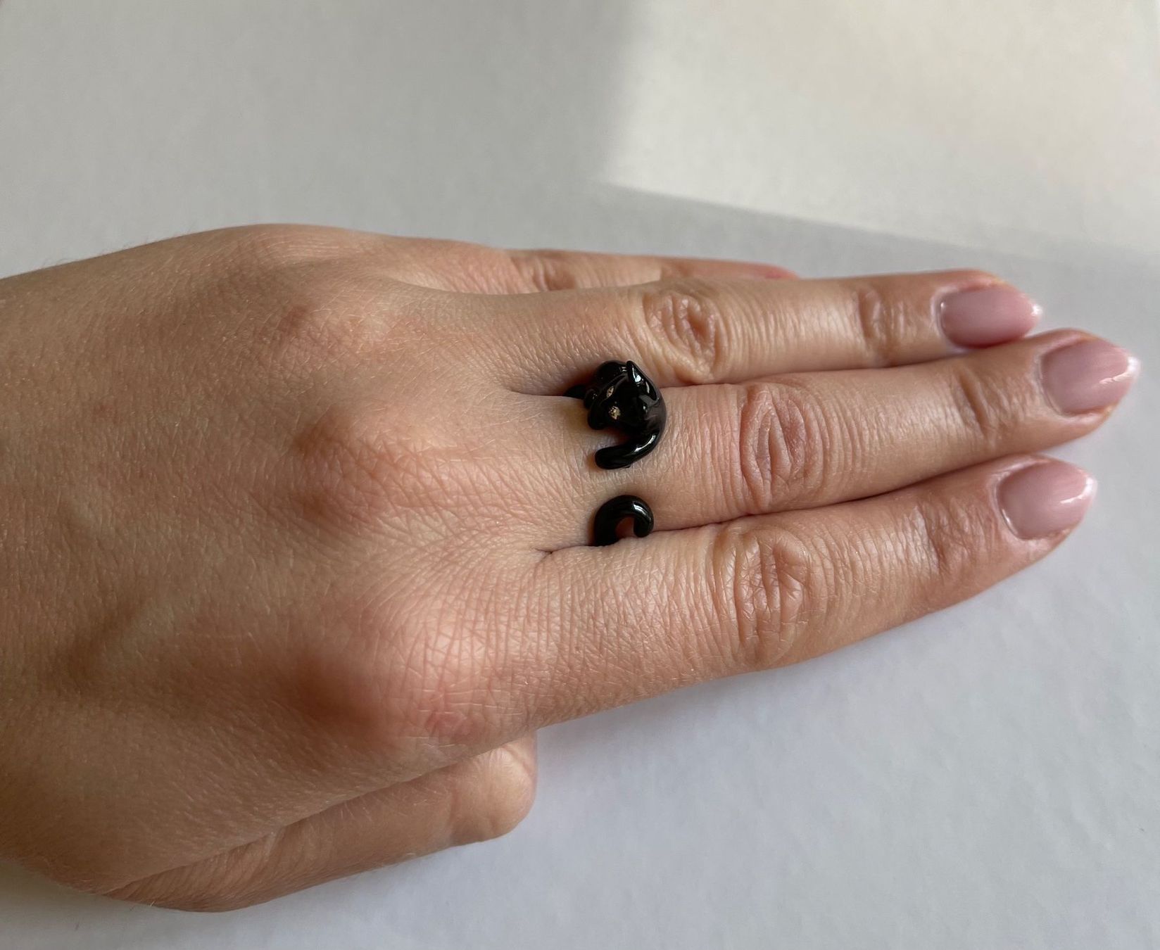 Anelli: Jolie bague en forme de chat – Nuovo e nell'imballaggio originale da Genève venduto da Annilu 2