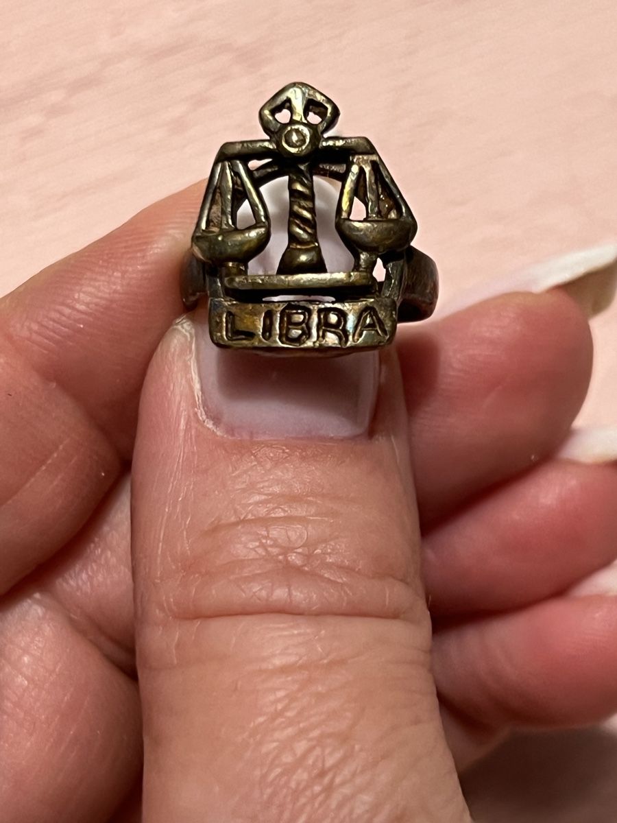 Anelli: Vintage Waage Sternzeichen Ring - Grösse 18mm – Usato da Rorschach venduto da lvi_p29s