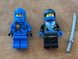 Zwei Lego Ninjago Minifiguren