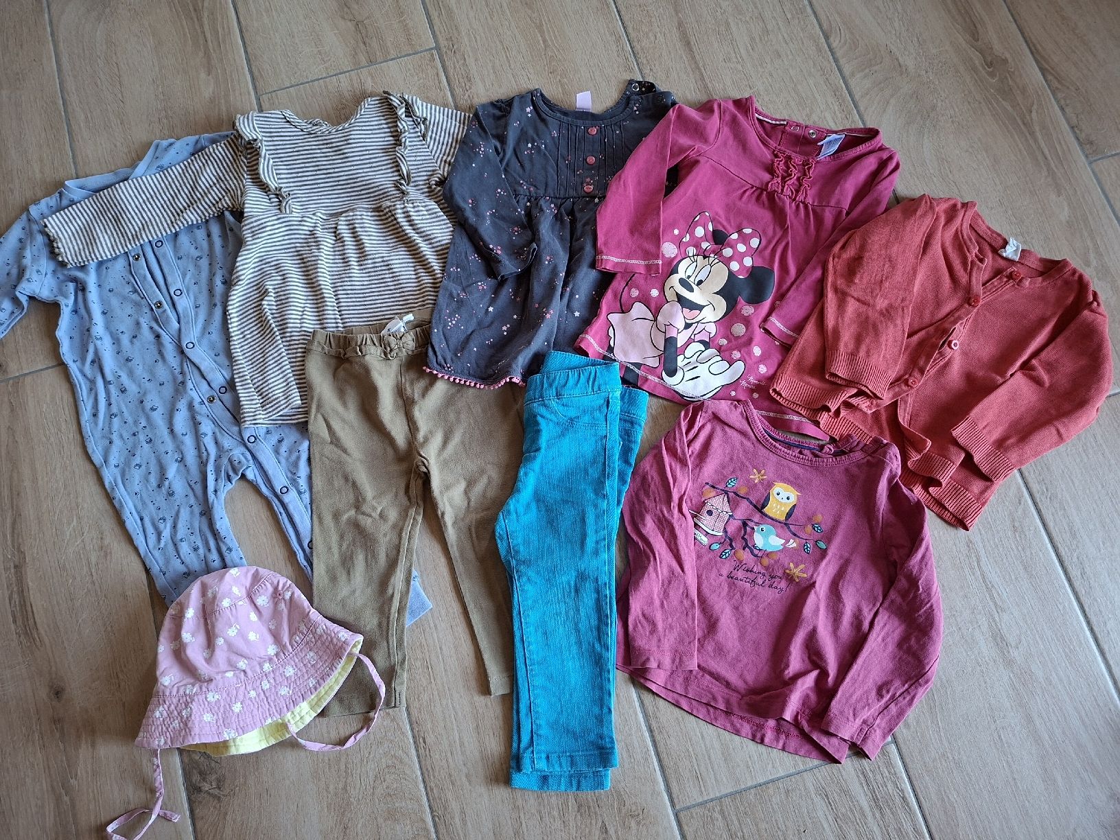 Ensembles coordonnés: Kleiderpaket Mädchen Gr.86/92 – D'occasion à Schüpfheim par lin_p7wr 1
