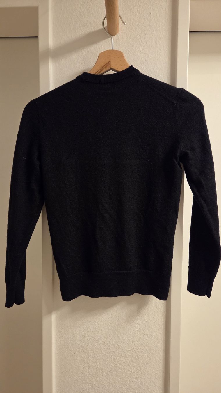 H&M Maglioni & Felpe: Schwarzer Pullover aus Merinowolle, Grösse XS – Usato da Dättwil AG venduto da Mafalda007 1