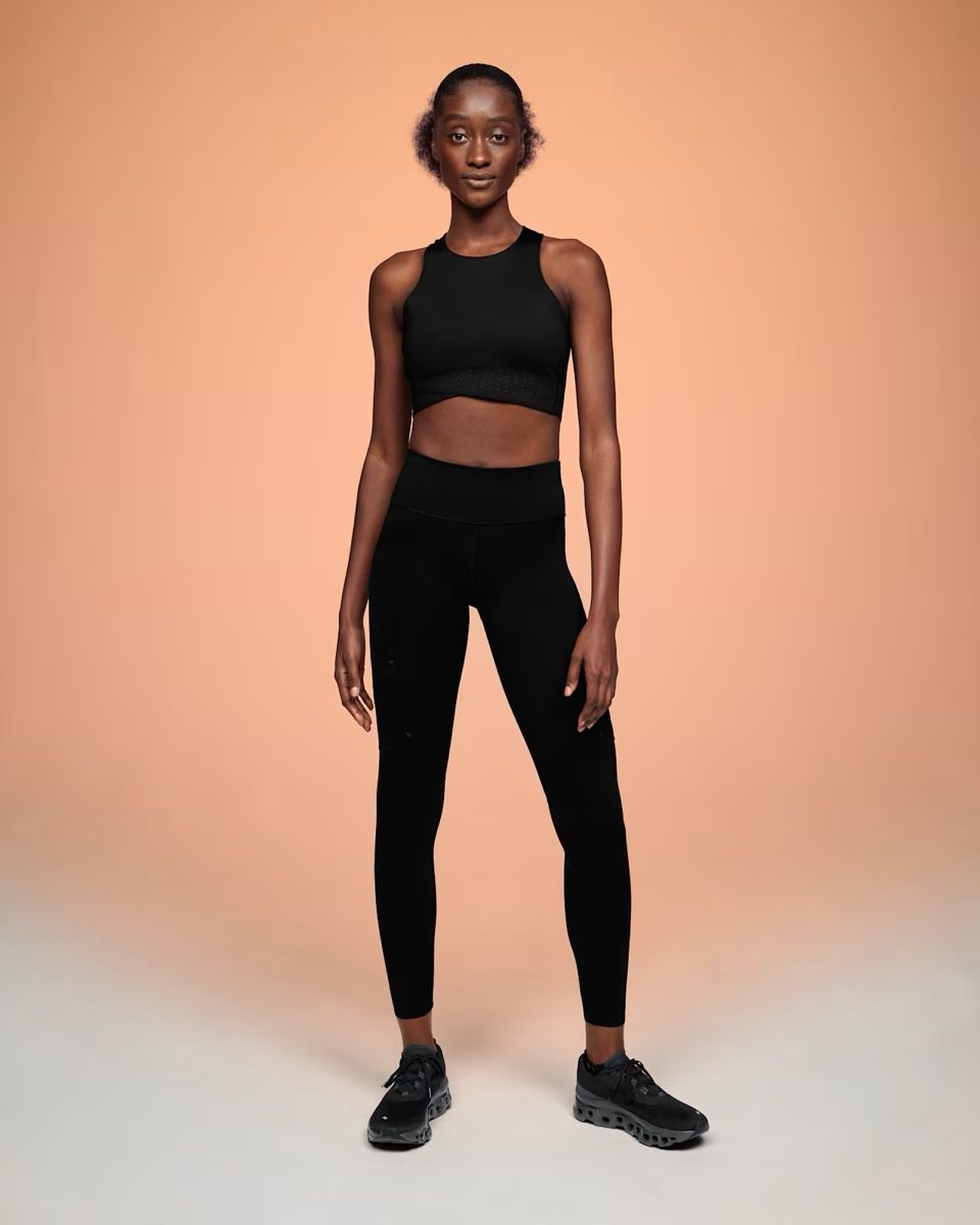 Top: On Race Crop Running Top S – Nuovo (secondo la descrizione) da Oberwil-Lieli venduto da Claudine_1988