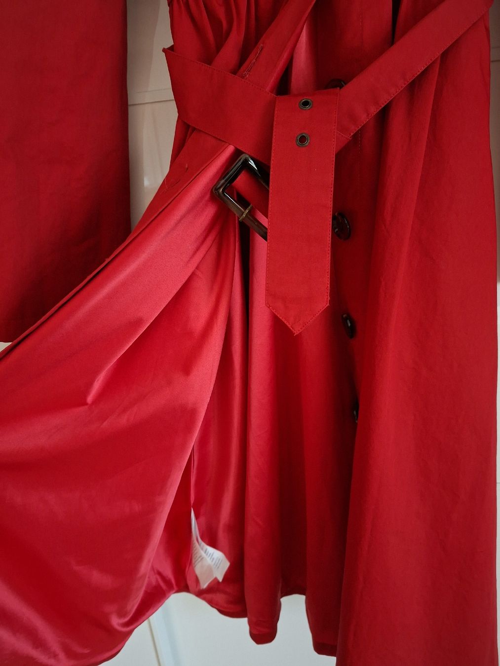 Cappotti: roter Trenchcoat von collectif – Usato da Oftringen venduto da Nore1990 5