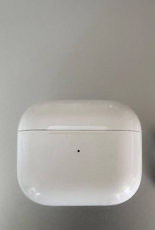 Cuffie: Original Ladecase Apple Airpods 3. Gen.  – Usato da Wettingen venduto da akira90 1