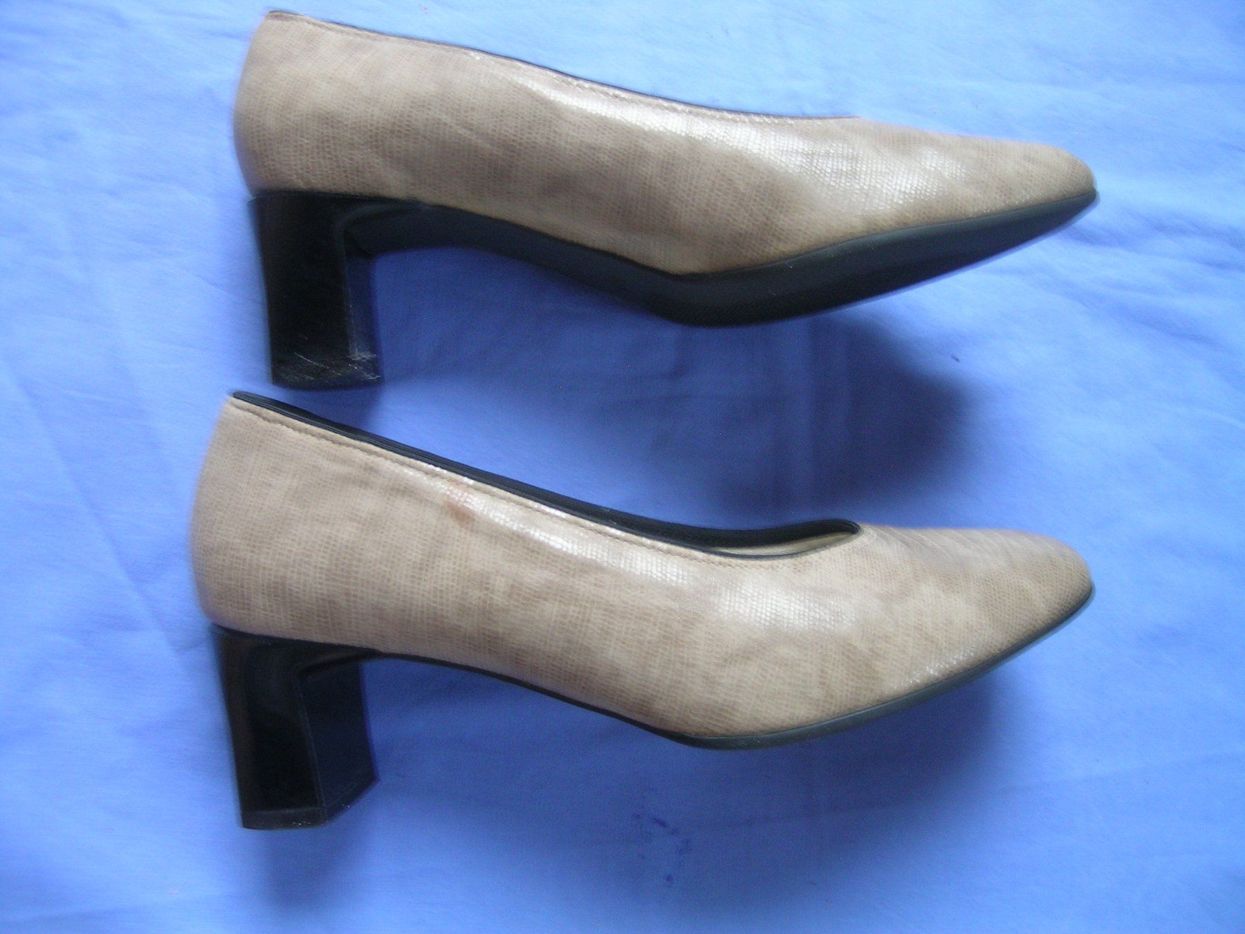 Ara Scarpe da donna: Pumps, beige ARA – Usato da Gockhausen venduto da Wonzka 2