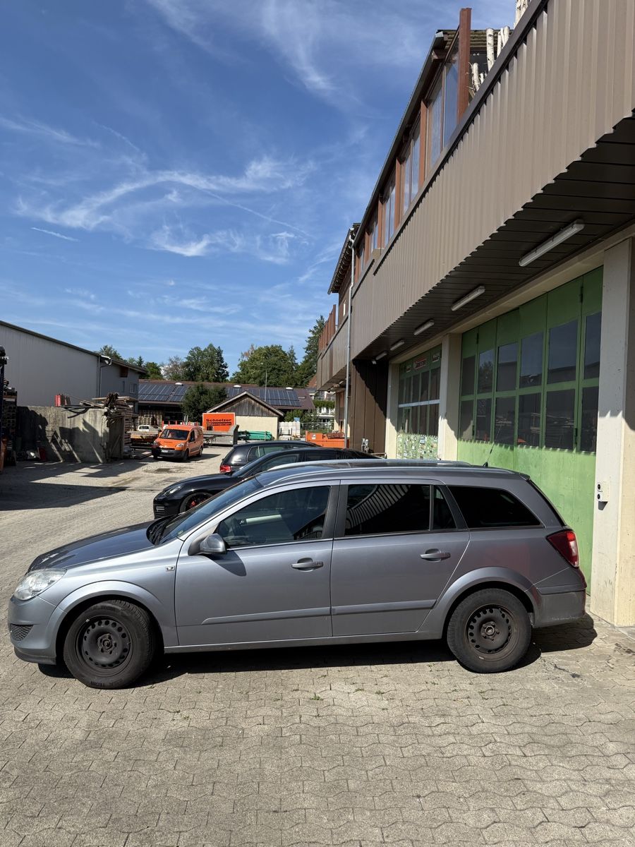Automobili: Opel Astra 1.4 Defekt! – Difettoso da Oberbüren venduto da nad_ml5c 1