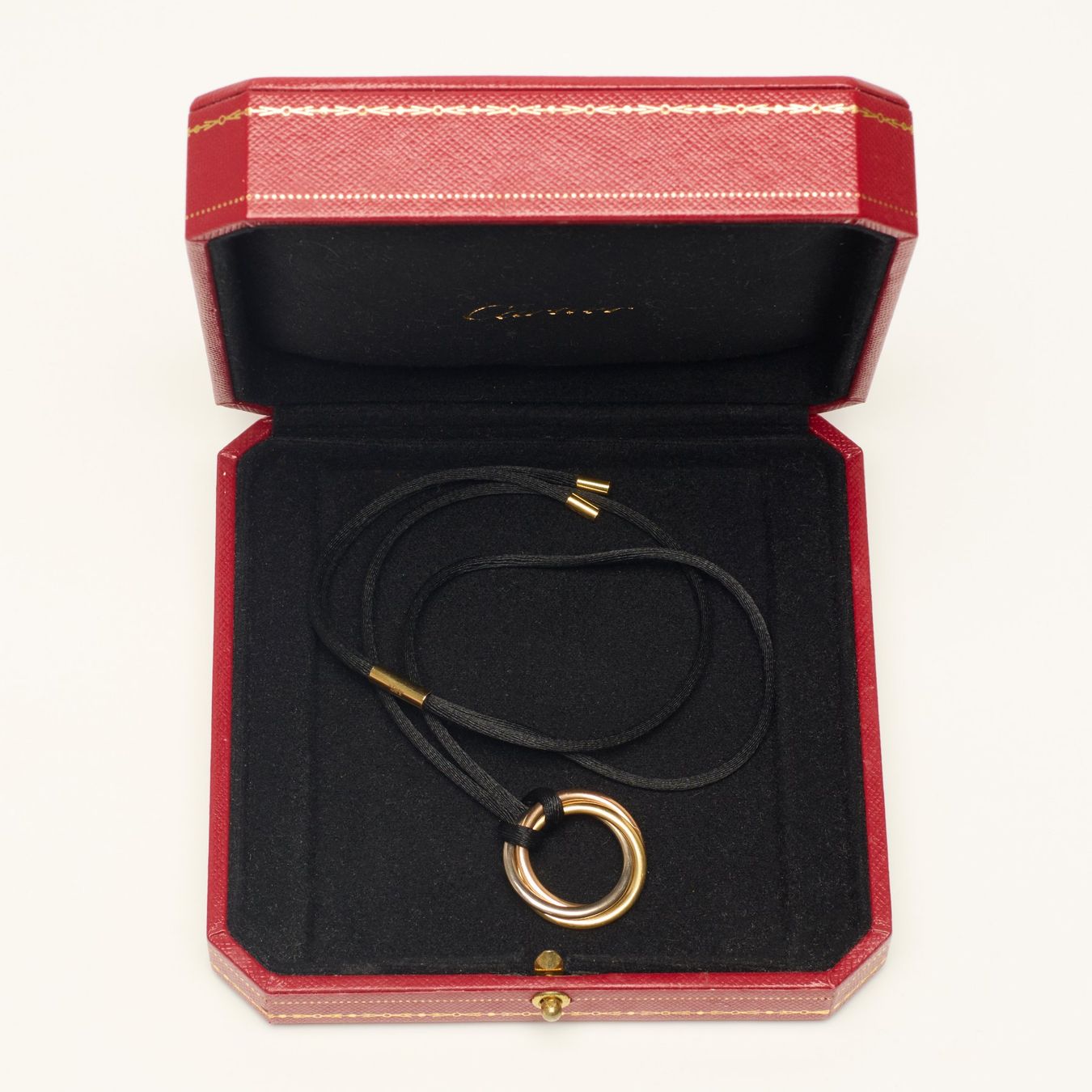 Cartier Catenine: Authentique Collier CARTIER modèle Trinity FULL SET – Nuovo (secondo la descrizione) da Carouge GE venduto da TLD 2