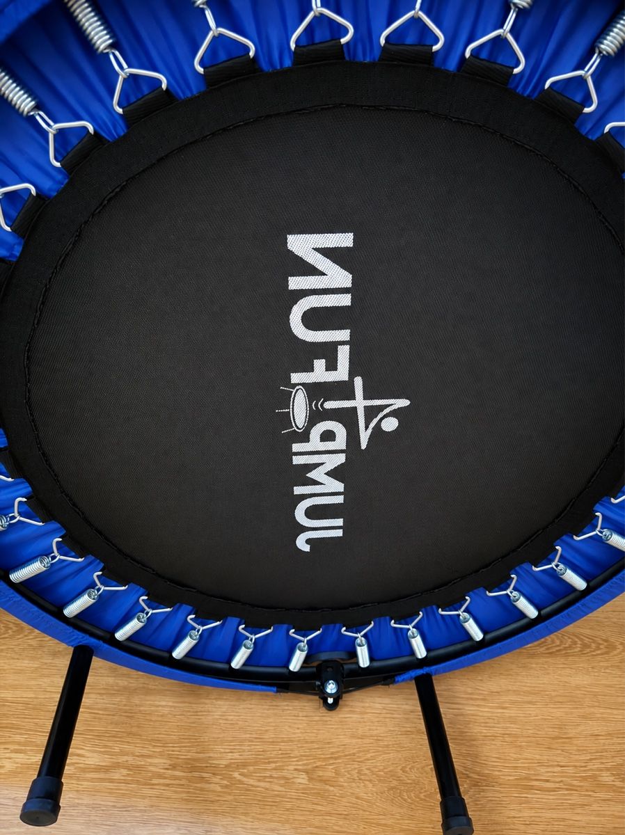 Trampolini: Trampolin Neu faltbar – Nuovo (secondo la descrizione) da Winterthur venduto da f_l_mons_ 1