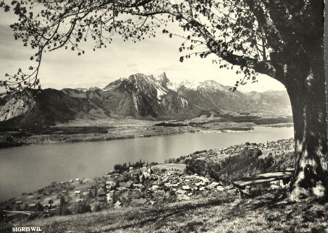 Cartoline postali: SIGRISWIL Thunersee Stockhornkette – Usato da Jona venduto da philajona