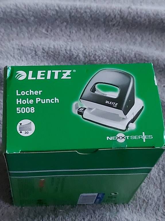 Tutti gli attrezzi: 25 Stück Leitz Locher Original – Usato da Steinmaur venduto da Benschi62 1