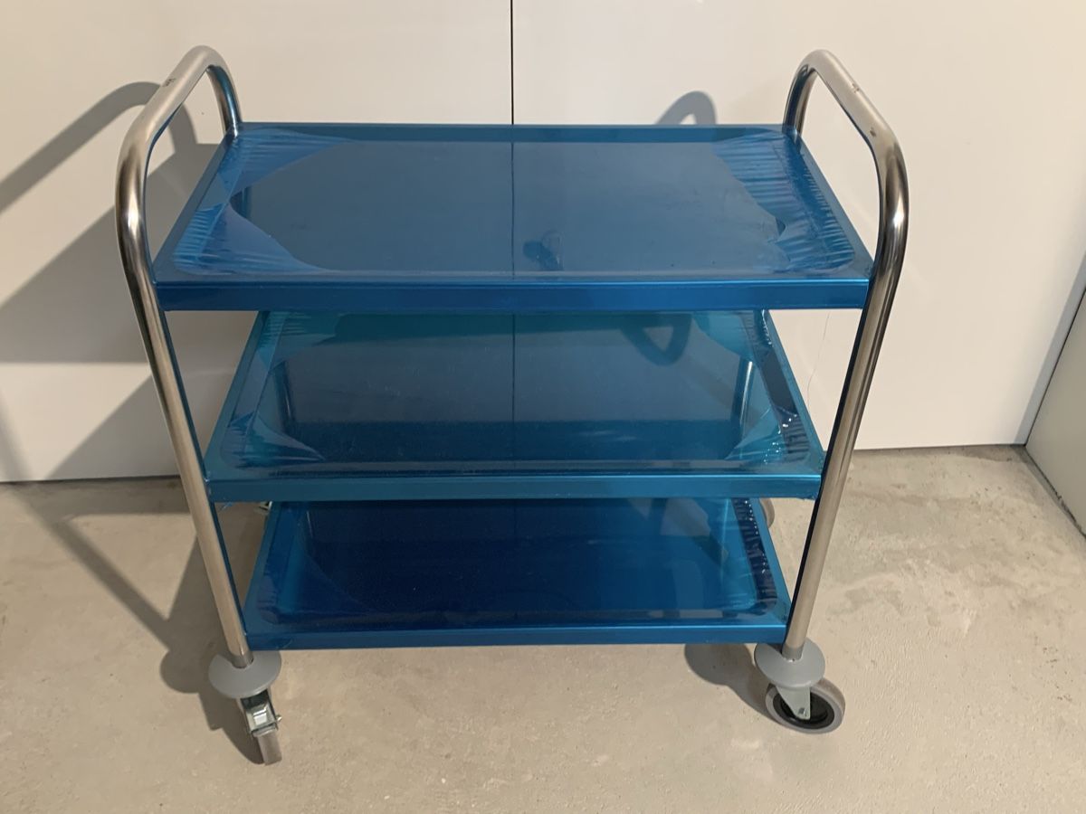 Cucine complete: Gastro Servierwagen Drei Böden – Nuovo (secondo la descrizione) da Grüningen venduto da Matyi21