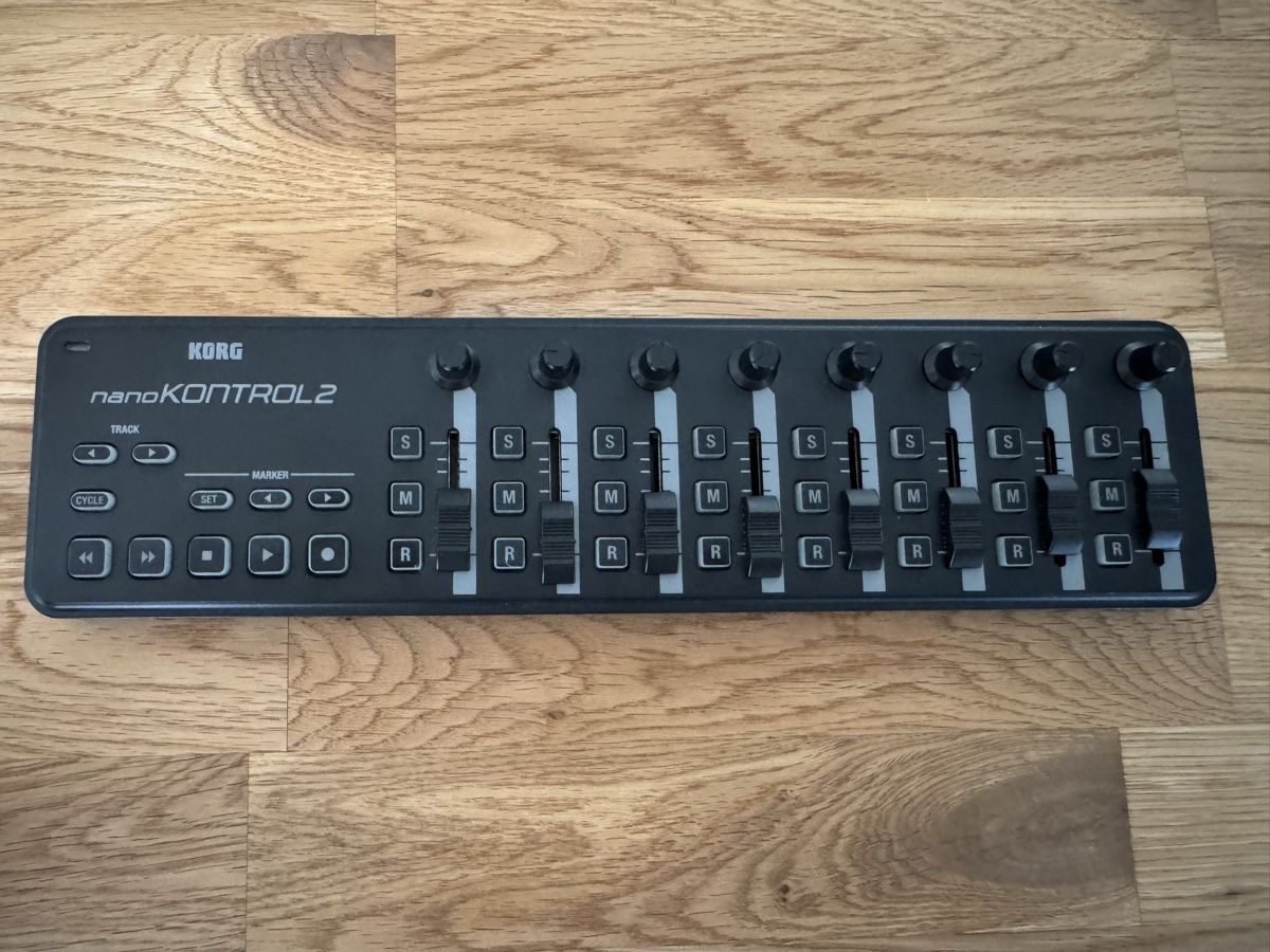 Korg Console di mixaggio: Korg Nano Kontrol 2 – Usato da Fislisbach venduto da Chicane