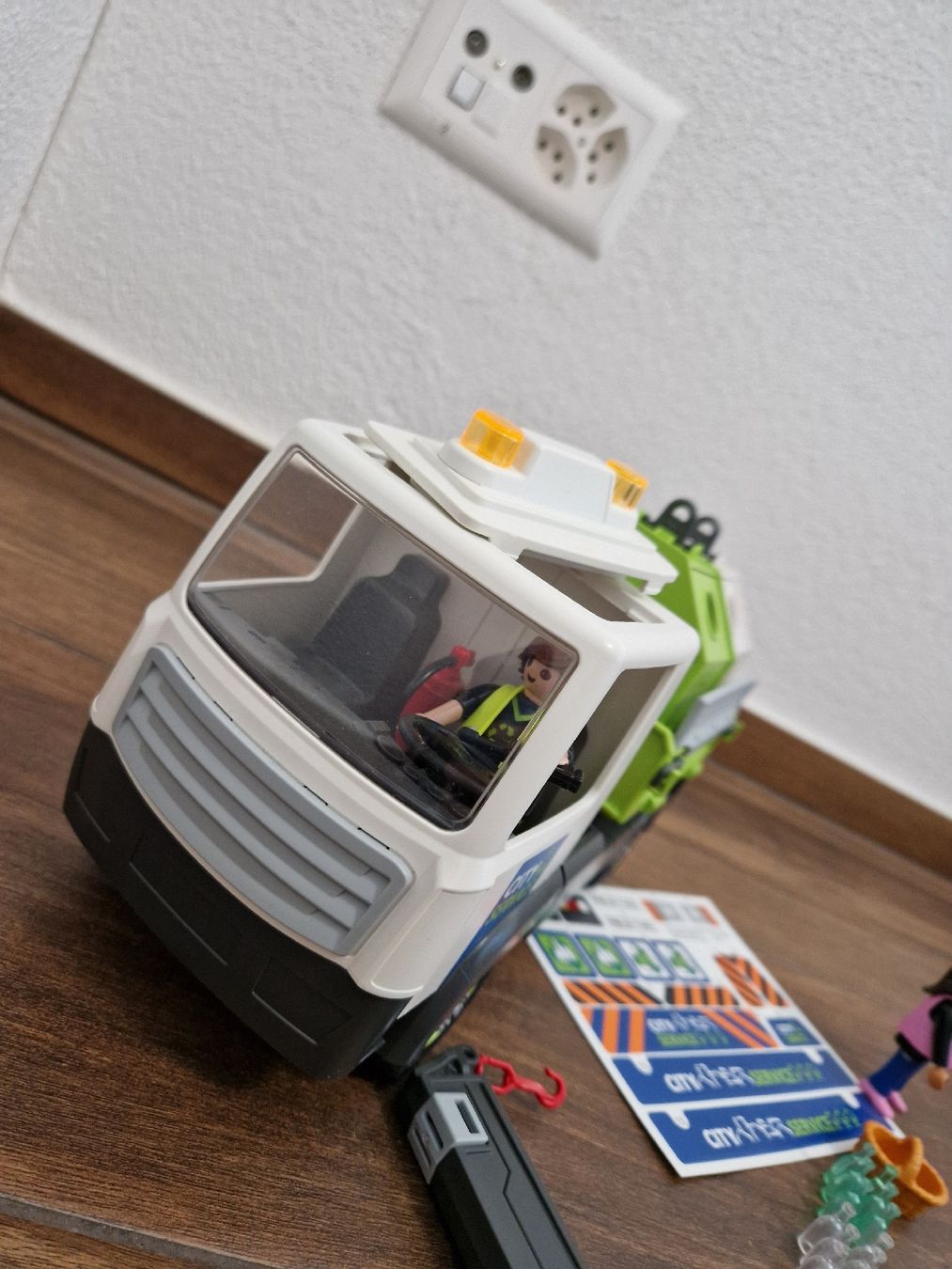 Playmobil Spielzeuge: 3 Playmobil Sets Thema Recycling – Gebraucht aus Buch am Irchel von mykira 4