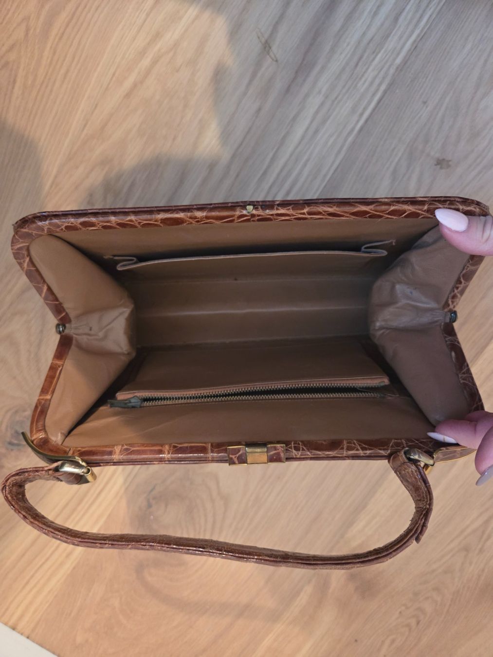 Taschen für Damen: Sac à main vintage en crocodile – Gebraucht aus Noville von mel_bsj2 2