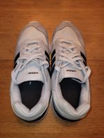 Adidas Sneaker – Neuwertig – Grösse 42 2/3