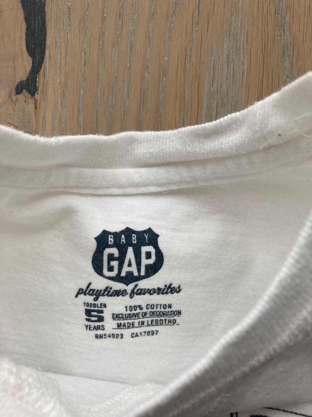 Camicie, T-shirt & Polo: T-Shirt GAP Gr. 5 Jahre – Usato da Meilen venduto da Golfer04 1
