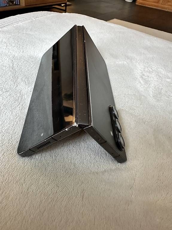 Telefoni cellulari / Smartphones: Samsung Z Fold 5 256 GB – Usato da Jona venduto da Aleks__ 3
