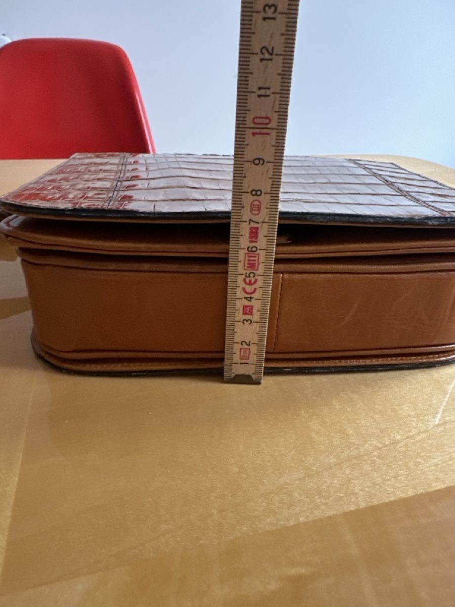 Borse da donna: Vintage Leder Tasche braun – Usato da Zürich venduto da Misus.Flohmi 2