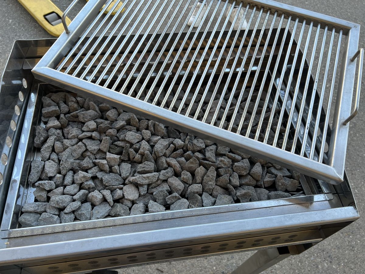 Grills: TEKNOLINE Lavastein Gas Grill GPL90 – Gebraucht aus Gossau SG von Sombat 5