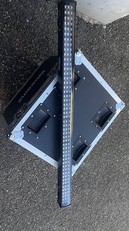 Lampade: Dj - Barre LED RGB – Usato da La Chaux-de-Fonds venduto da vmateus 1